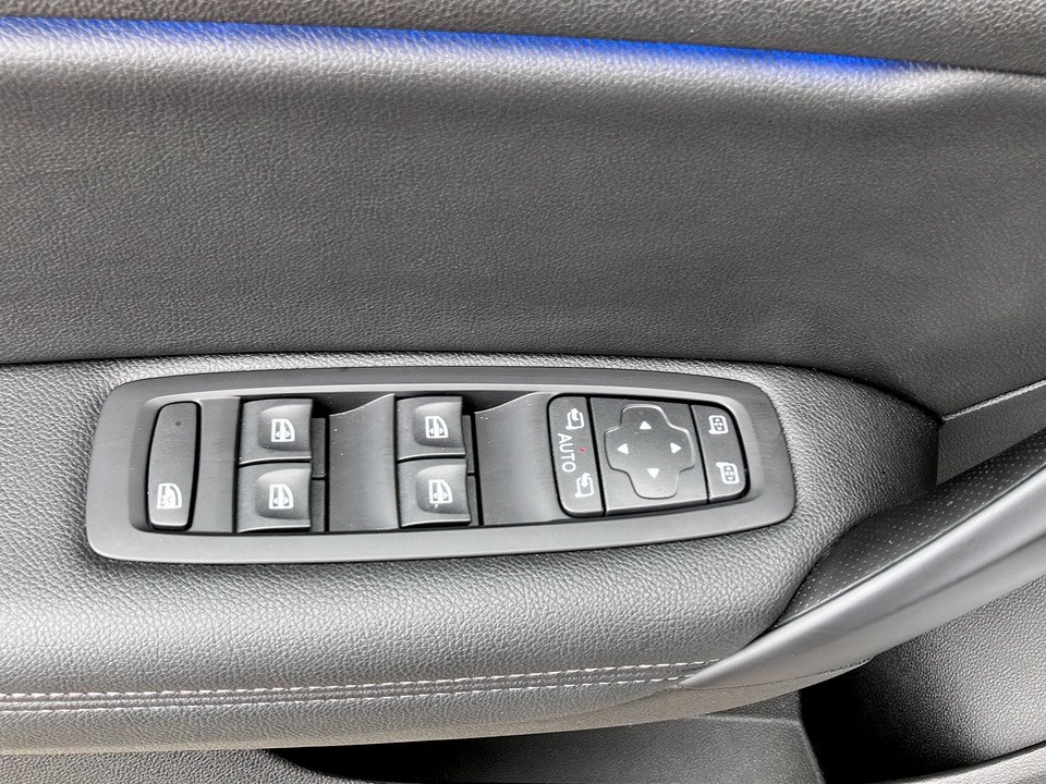 Renault Megane IV 1.5 BLUE dCi 115 Techno | Bild 2 von 14
