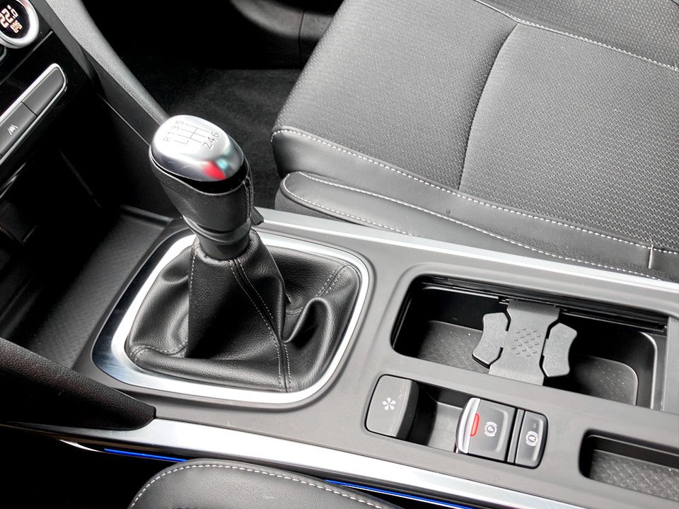 Renault Megane IV 1.5 BLUE dCi 115 Techno | Bild 6 von 14
