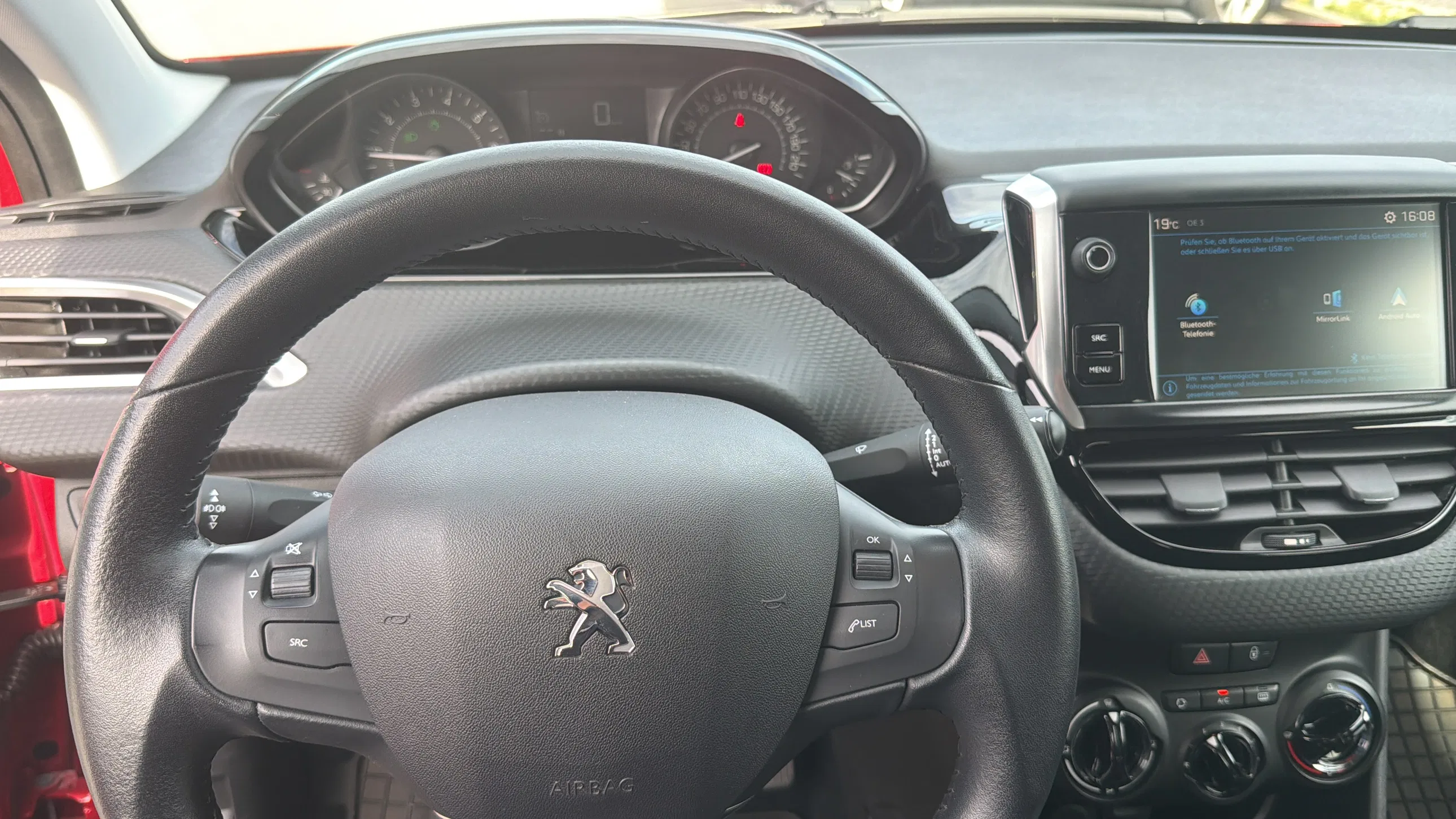 Peugeot 208 Signature | Bild 10 von 18