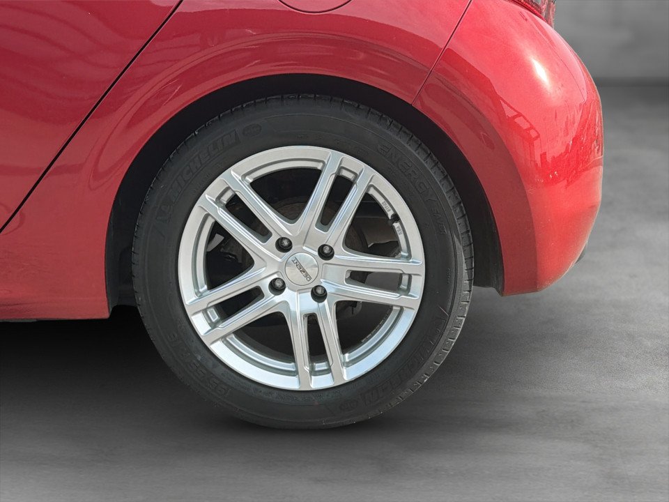 Peugeot 208 Signature | Bild 6 von 18