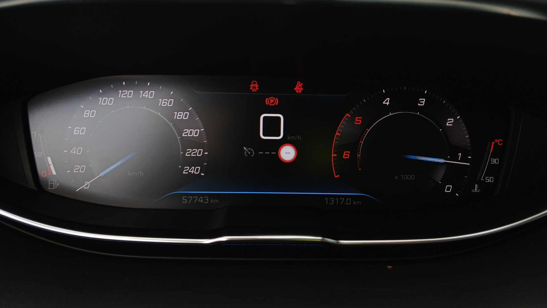 Peugeot 3008 1.5 BlueHDi 130 Allure | Bild 14 von 21