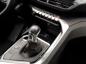Peugeot 3008 1.5 BlueHDi 130 Allure | Thumbnail 19 von 21