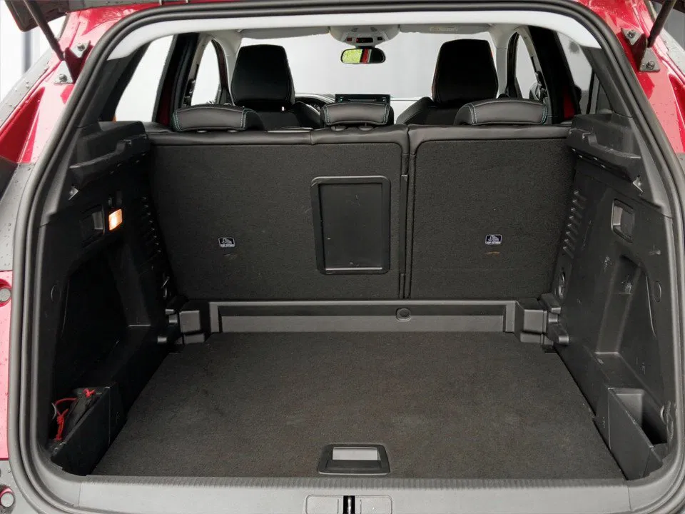 Peugeot 3008 1.5 BlueHDi 130 Allure | Bild 21 von 21
