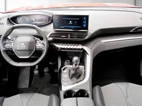 Peugeot 3008 1.5 BlueHDi 130 Allure | Thumbnail 11 von 21