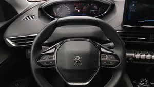 Peugeot 3008 1.5 BlueHDi 130 Allure | Thumbnail 12 von 21
