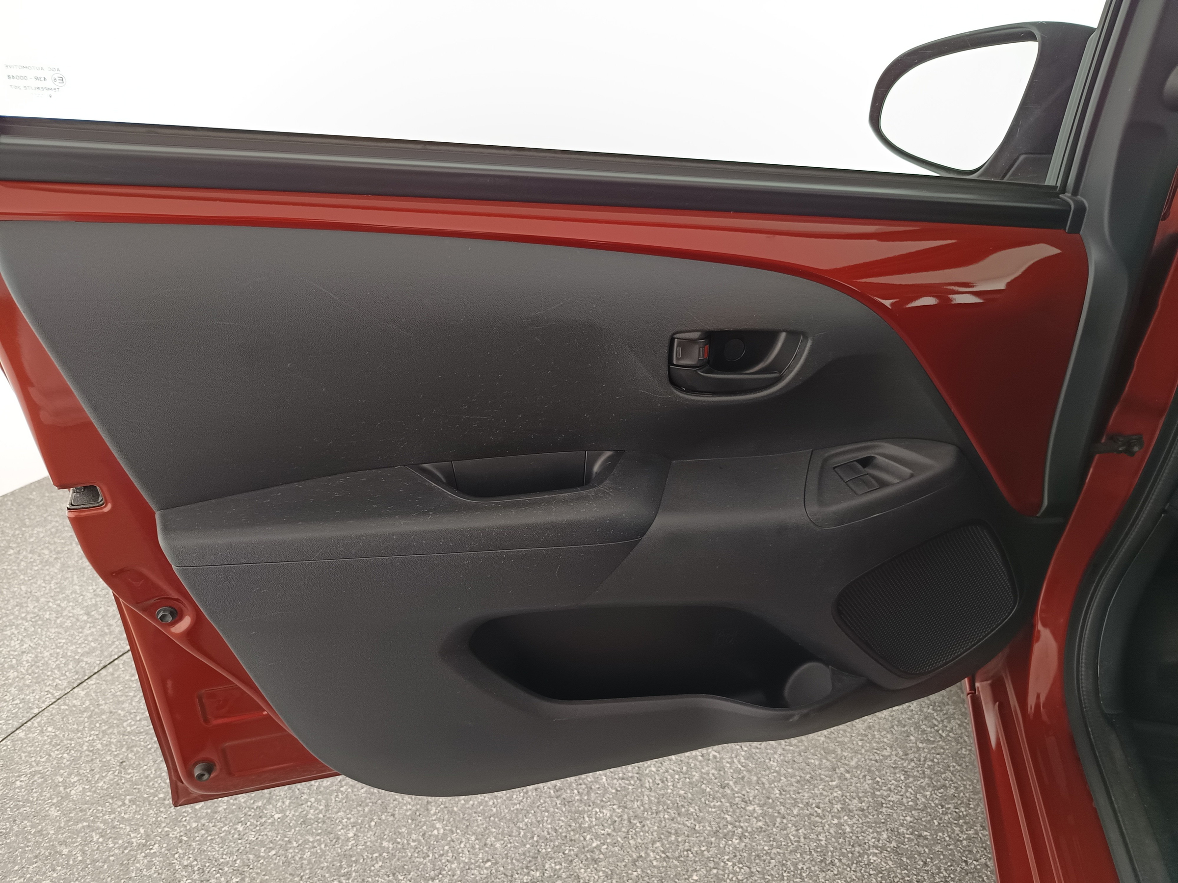 Peugeot 108 1,0 VTi 68 Active | Bild 11 von 27