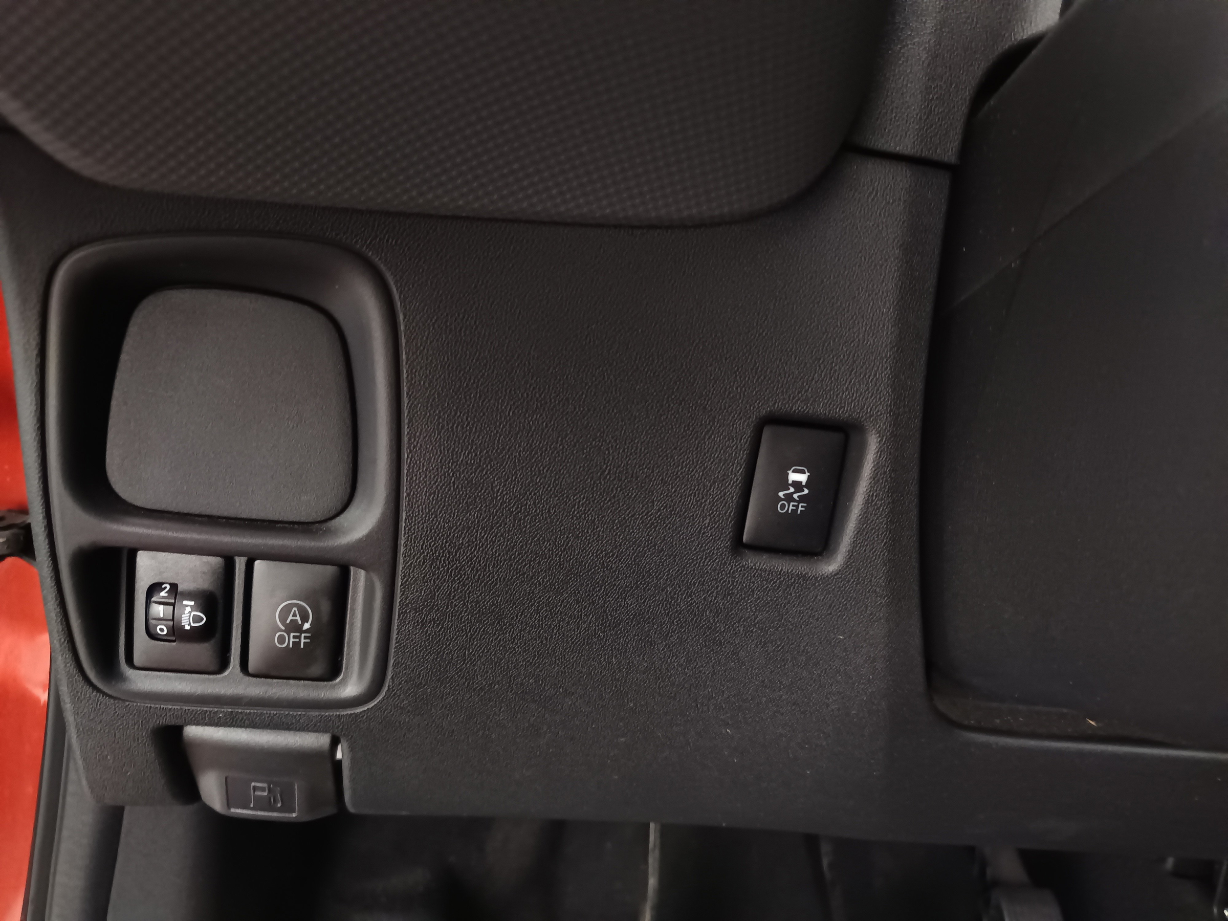 Peugeot 108 1,0 VTi 68 Active | Bild 12 von 27