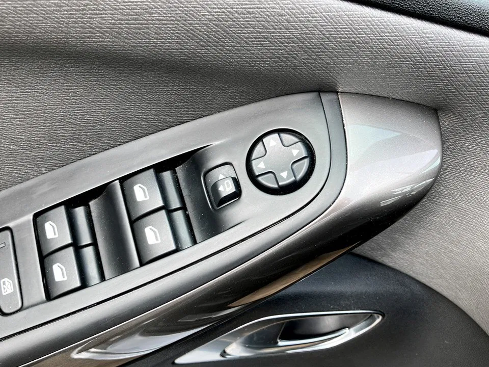 Citroen Grand C4 Spacetourer 1.5 BlueHDi Shine 7-SITZER | Bild 9 von 27