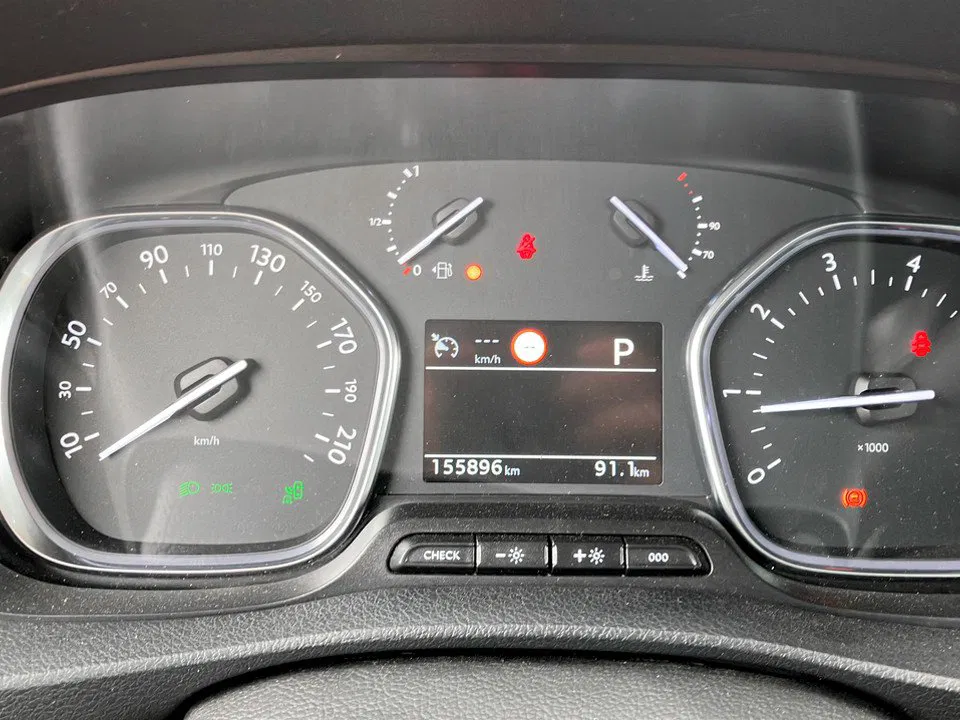 Citroen Spacetourer 2.0 BlueHDi 180 (L3) Business Lounge XL | Bild 11 von 24