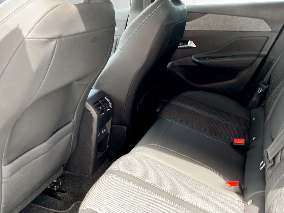 Peugeot 308 1.5 BlueHDi 130 SW Allure Pack | Bild 13 von 23