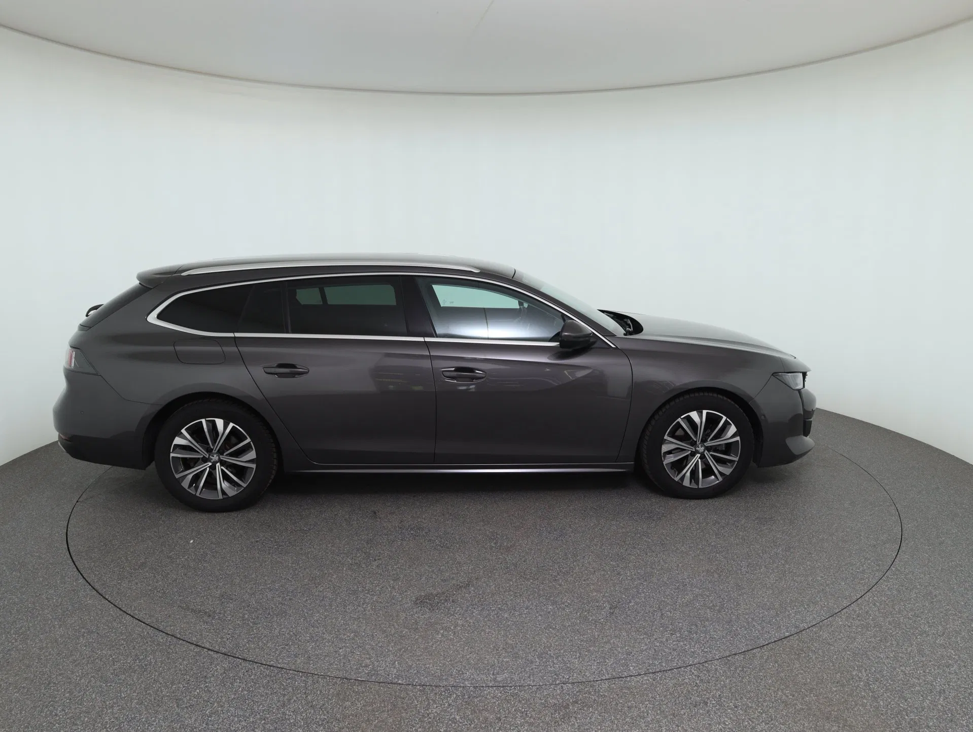 Peugeot 508 SW 1,5 BlueHDi 130 EAT8 S&S Allure Pac | Bild 4 von 20