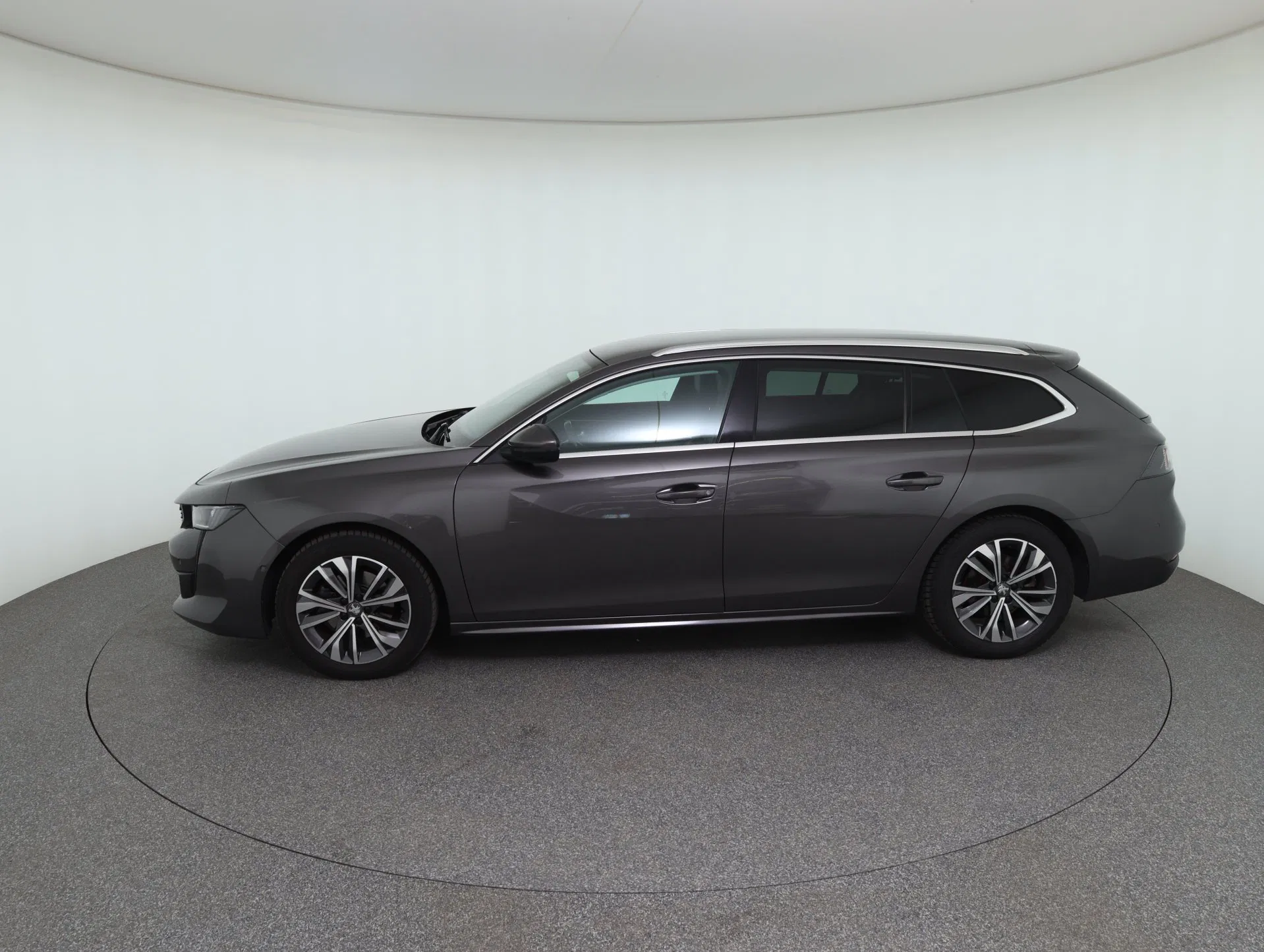 Peugeot 508 SW 1,5 BlueHDi 130 EAT8 S&S Allure Pac | Bild 8 von 20