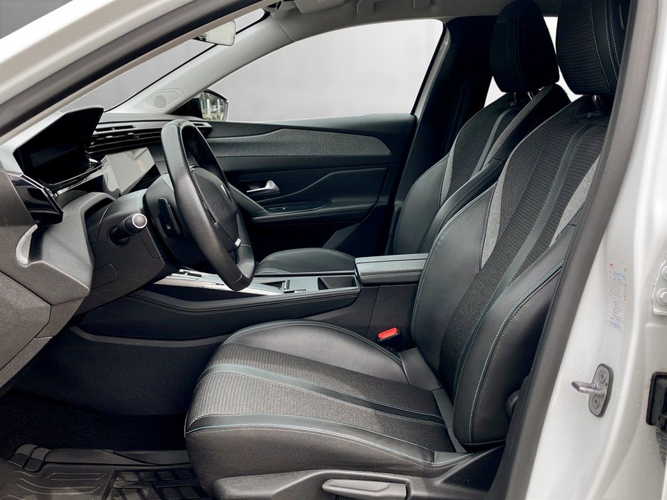 Peugeot 308 SW 1.5 BlueHDi 130 Allure | Bild 8 von 23