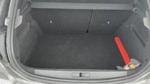 Peugeot 208 Allure BlueHDi 100 S&S | Thumbnail 13 von 25