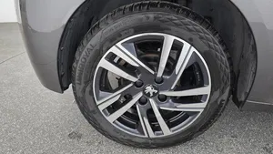 Peugeot 208 Allure BlueHDi 100 S&S | Thumbnail 22 von 25