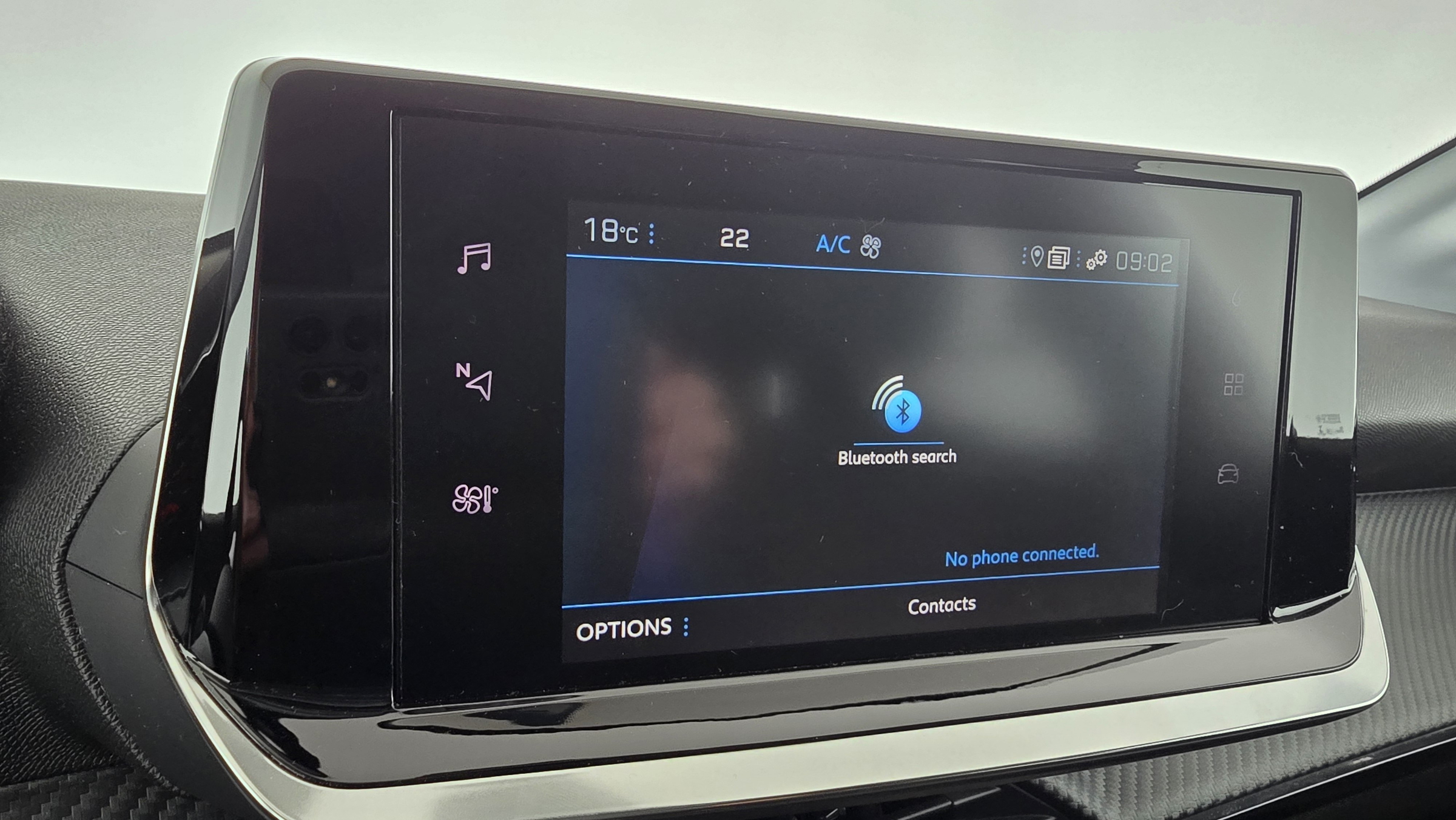 Peugeot 208 Allure BlueHDi 100 S&S | Bild 10 von 25