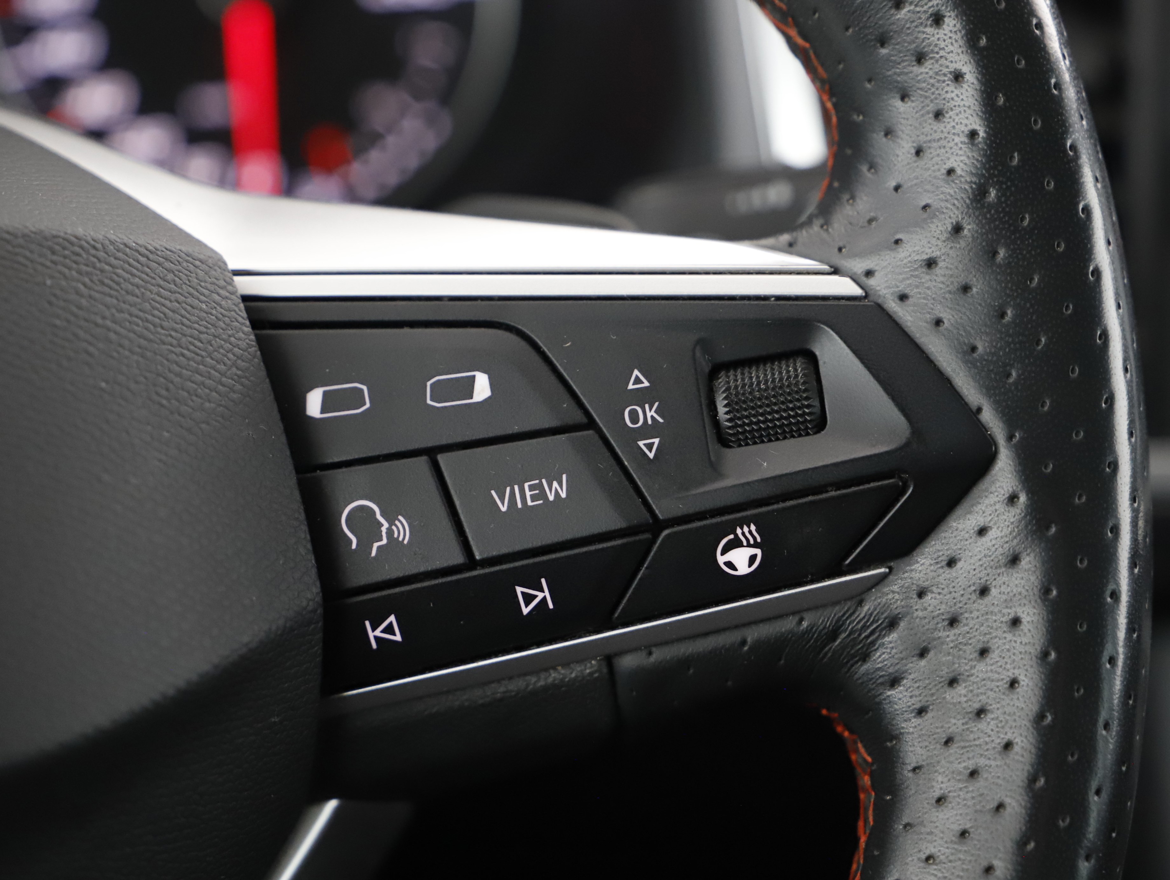 Seat Ateca 2.0 TDI 4Drive FR | Bild 14 von 21