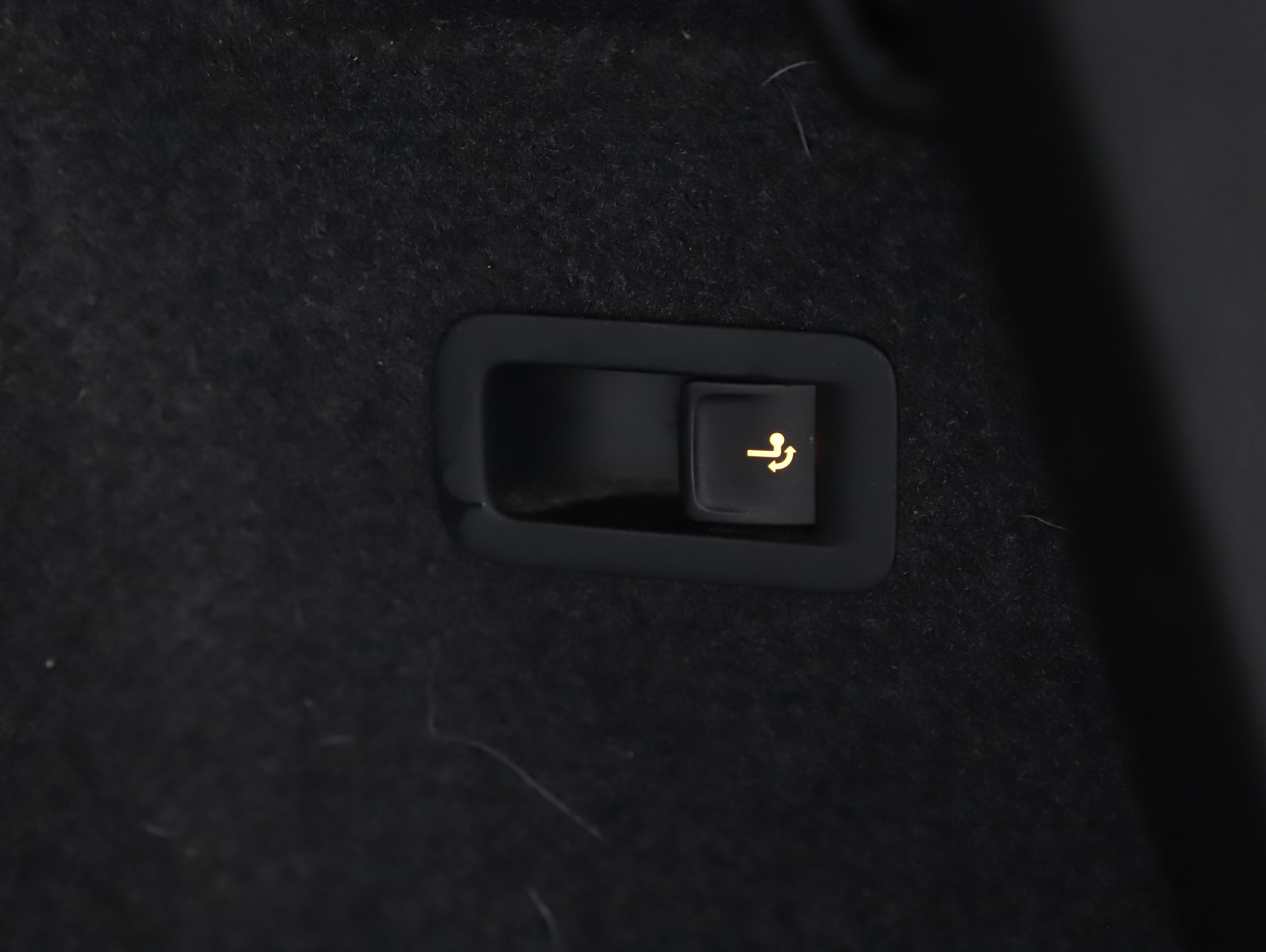 Seat Ateca 2.0 TDI 4Drive FR | Bild 19 von 21