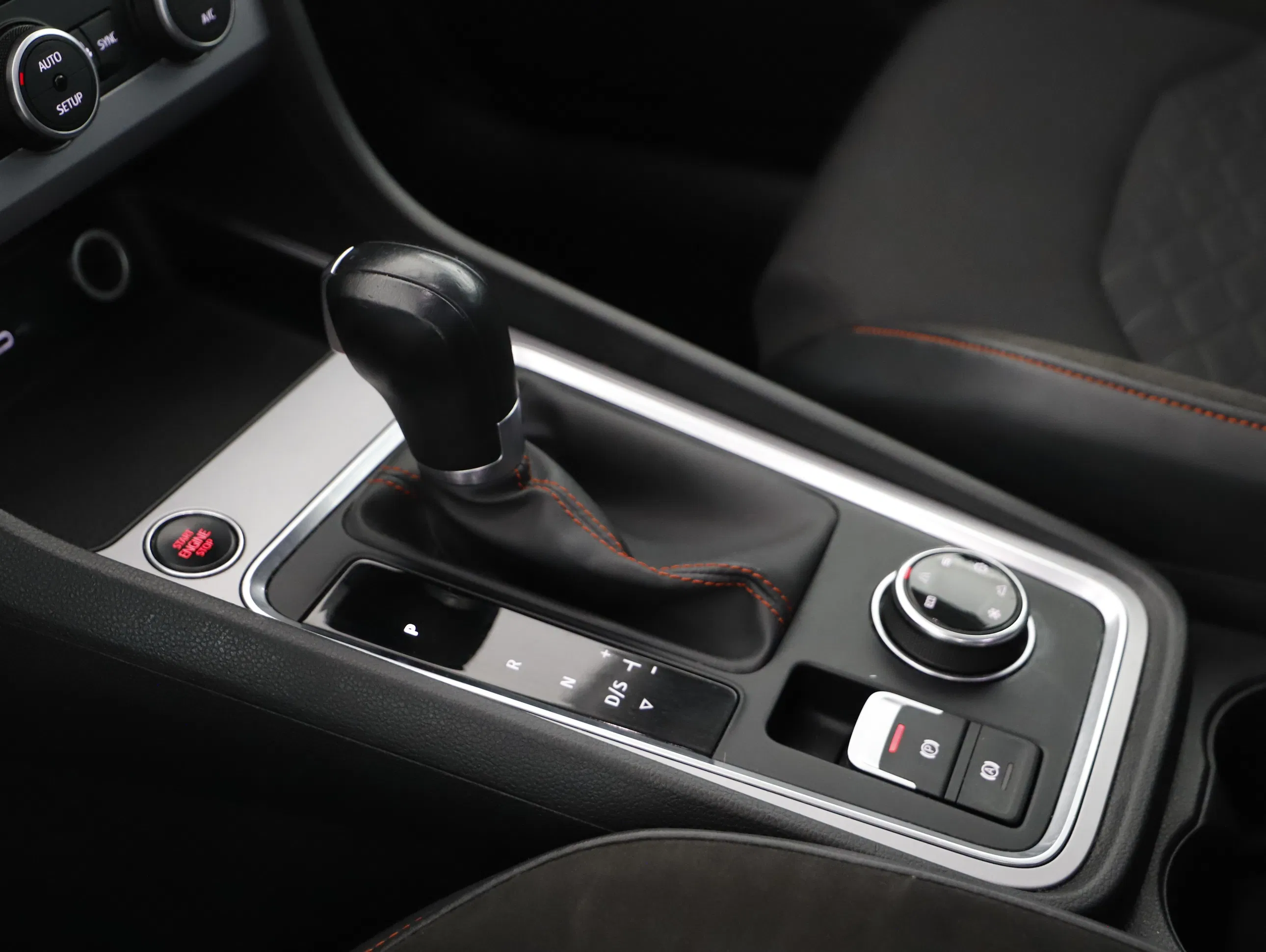 Seat Ateca 2.0 TDI 4Drive FR | Bild 13 von 27