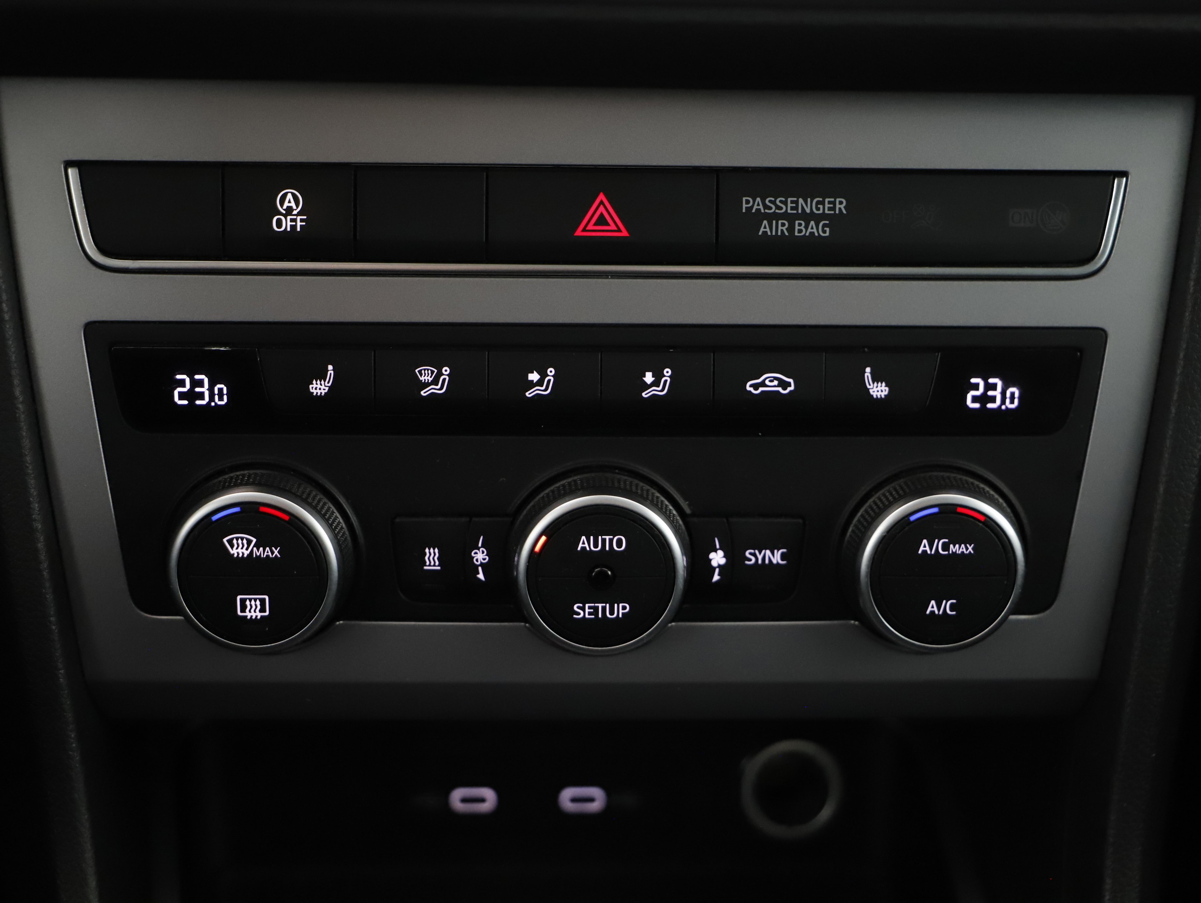 Seat Ateca 2.0 TDI 4Drive FR | Bild 11 von 21