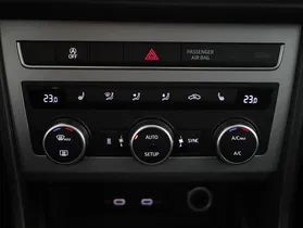 Seat Ateca 2.0 TDI 4Drive FR | Thumbnail 17 von 27