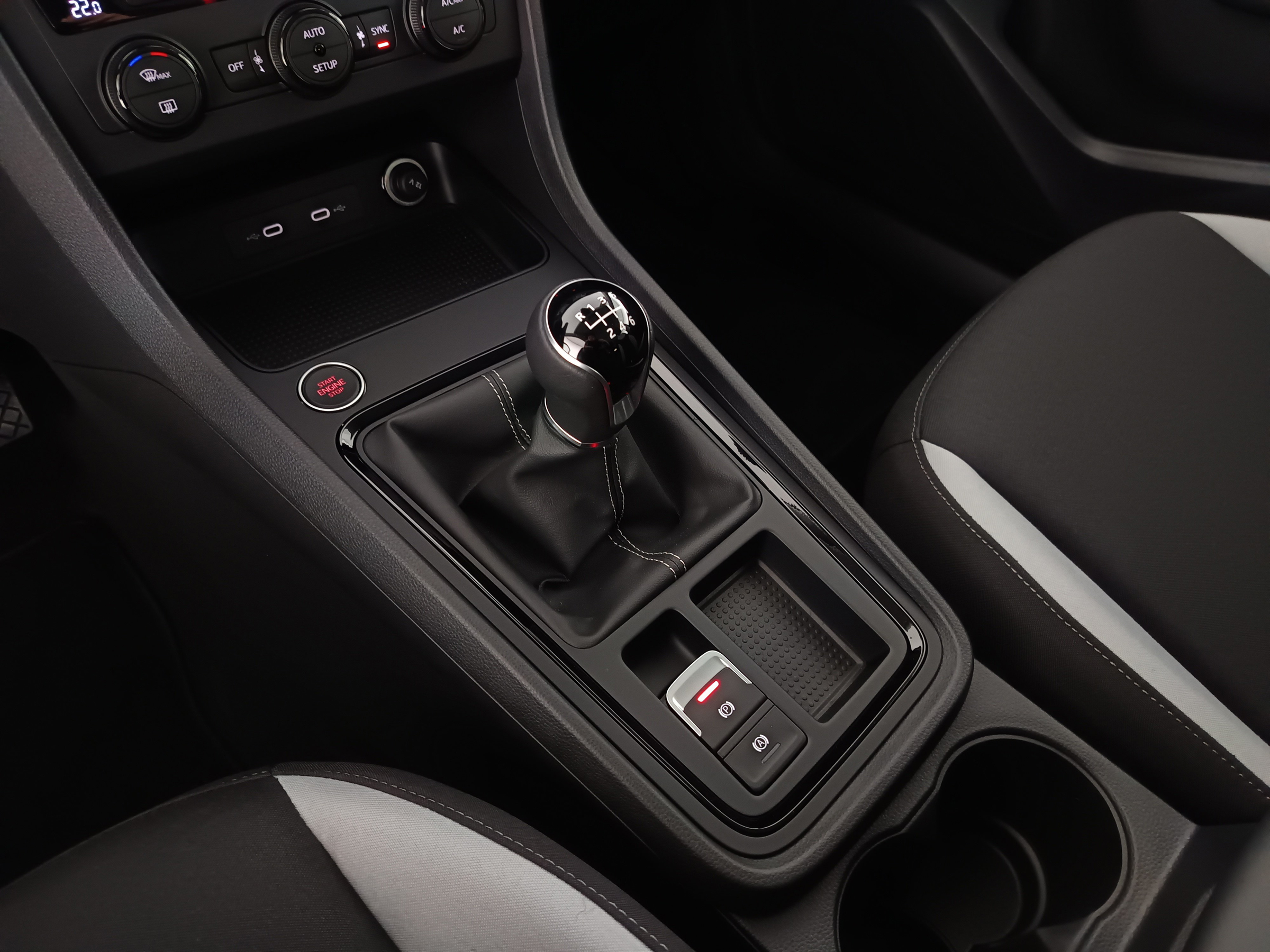 Seat Ateca 1.0 TSI Reference | Bild 25 von 28