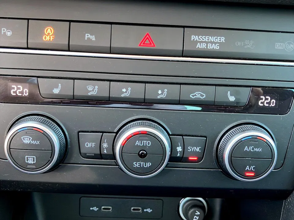 Seat Ateca 2.0 TDI Style DSG | Bild 21 von 23