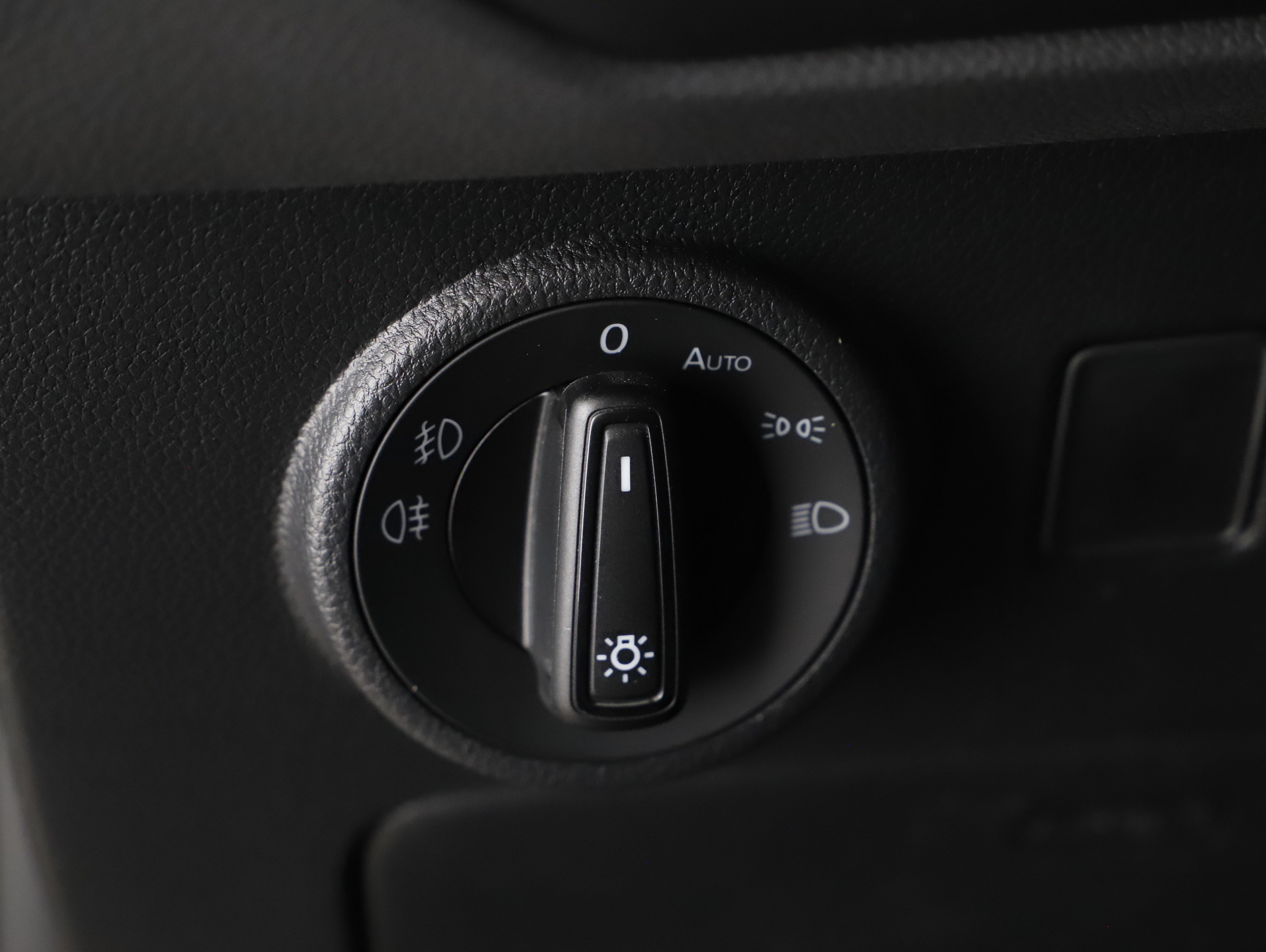 Cupra Ateca 2.0 TSI 4Drive | Bild 14 von 23