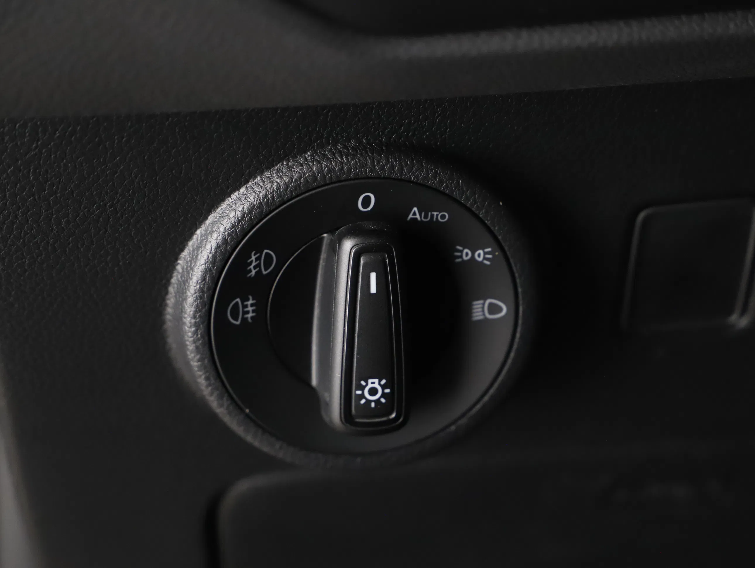 Cupra Ateca 2.0 TSI 4Drive | Bild 14 von 23