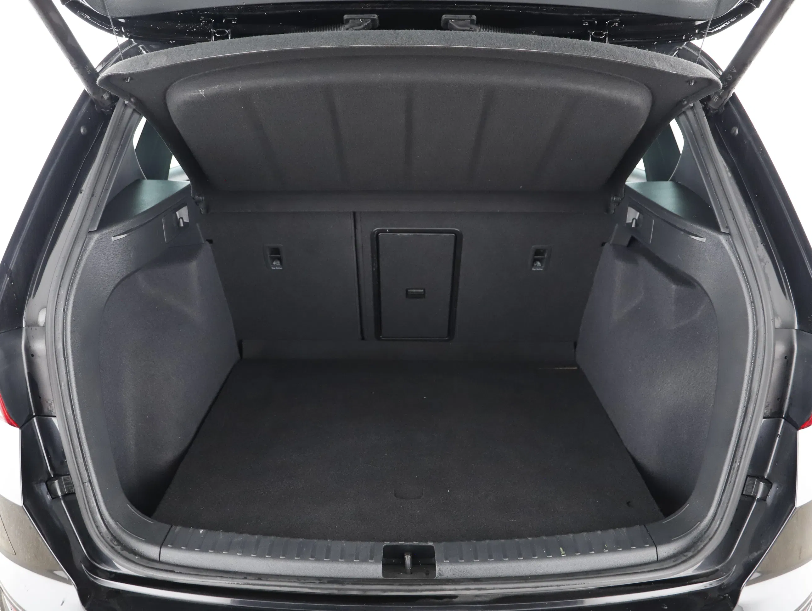 Cupra Ateca 2.0 TSI 4Drive | Bild 17 von 23