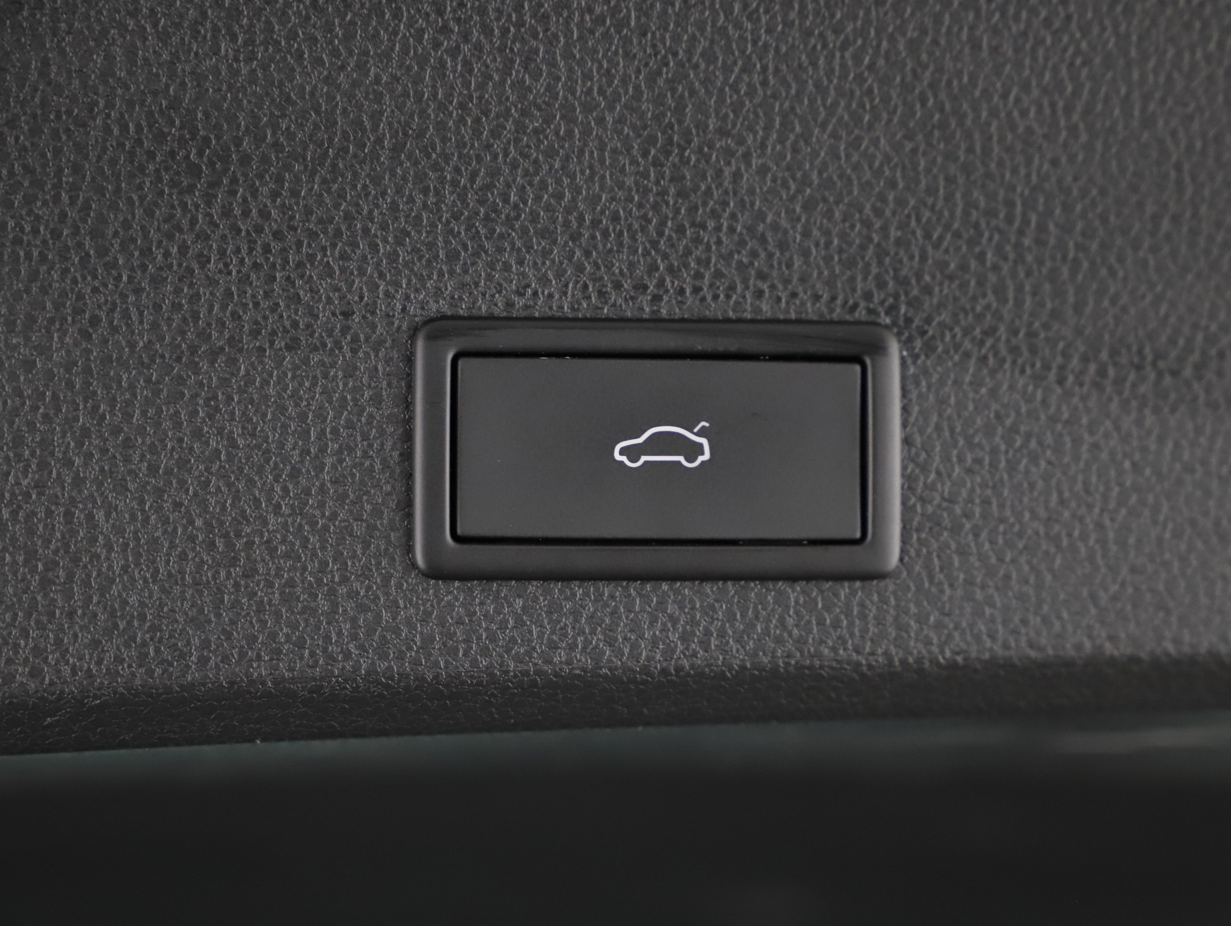 Cupra Ateca 2.0 TSI 4Drive | Bild 18 von 23