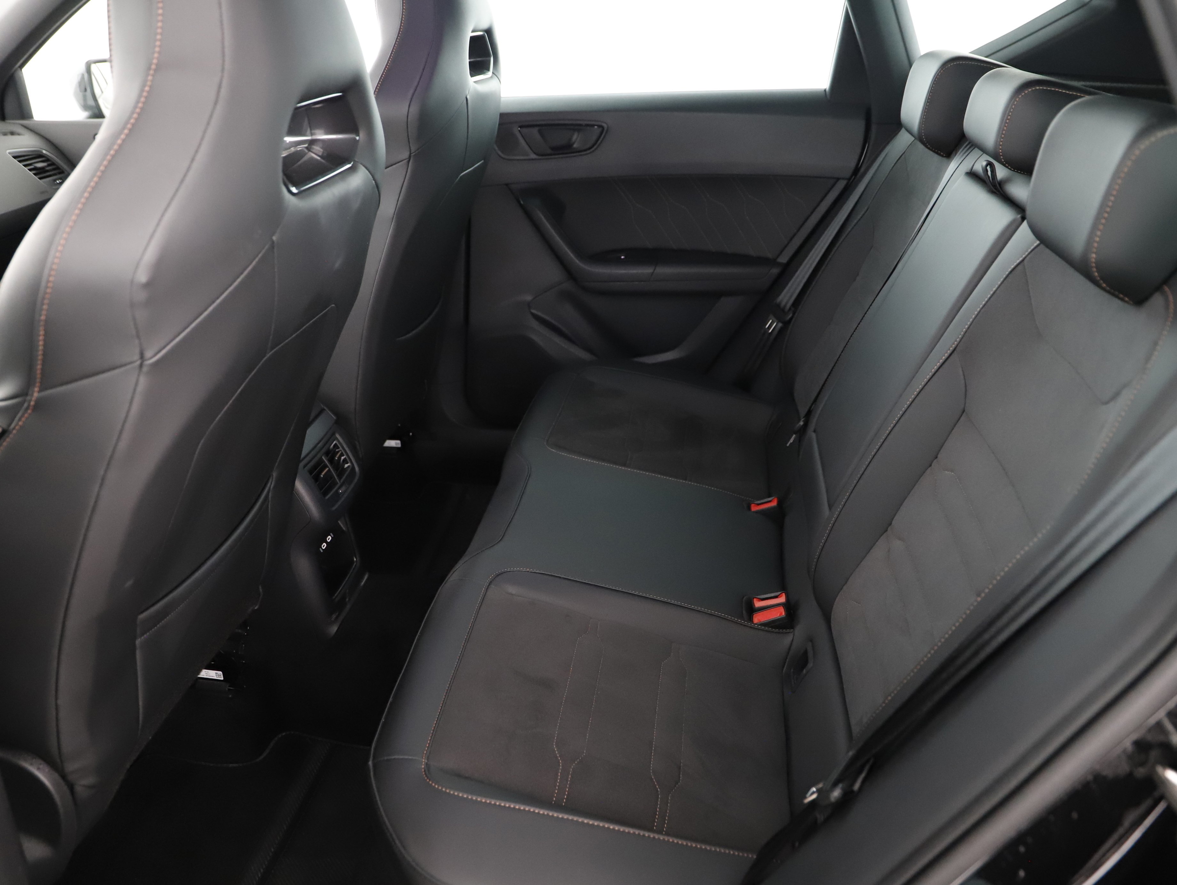 Cupra Ateca 2.0 TSI 4Drive | Bild 3 von 23