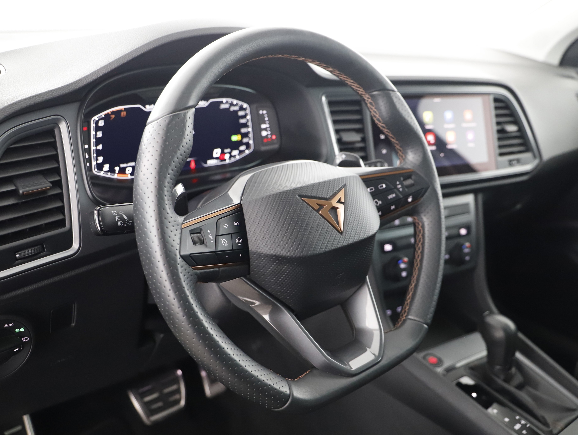 Cupra Ateca 1.5 TSI | Bild 10 von 21