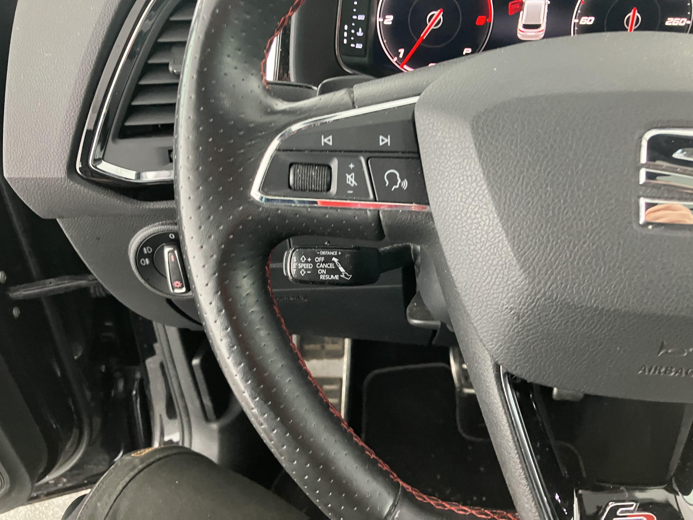 Seat Ateca 2.0 TDI FR | Bild 18 von 31