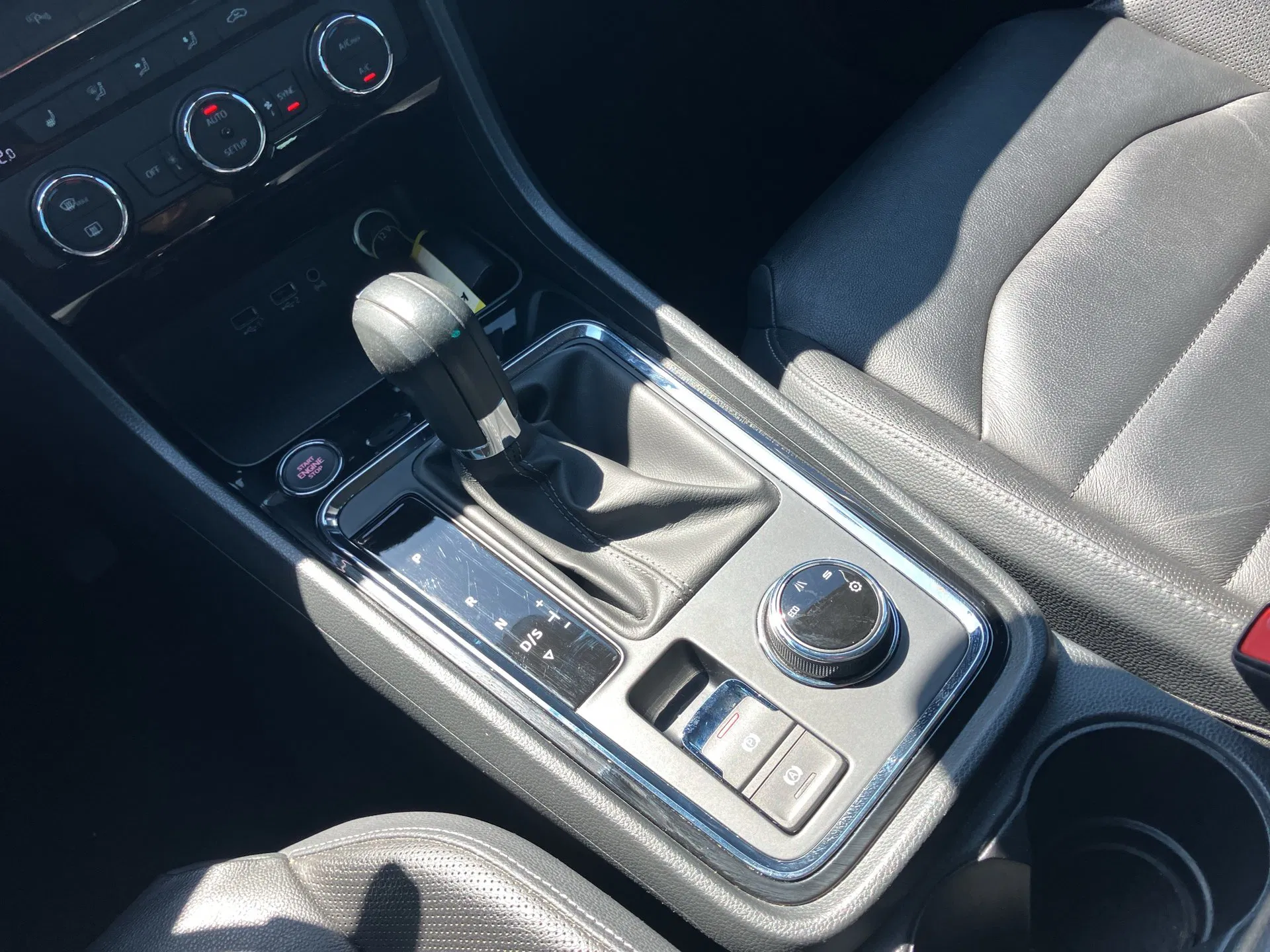 Seat Ateca Xcellence 2.0 TDI DSG | Bild 23 von 30