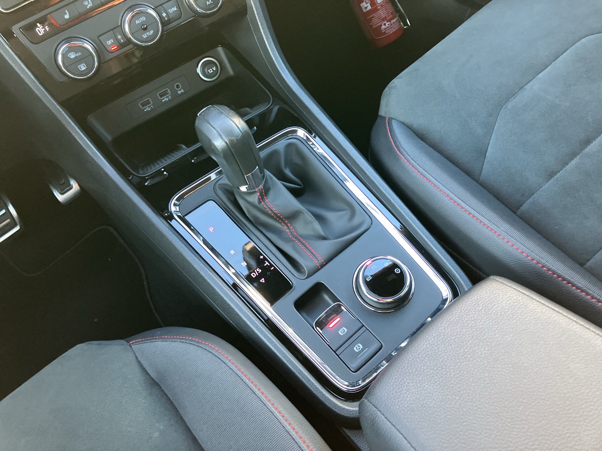 Seat Ateca 15 TSI ACT FR | Bild 22 von 28