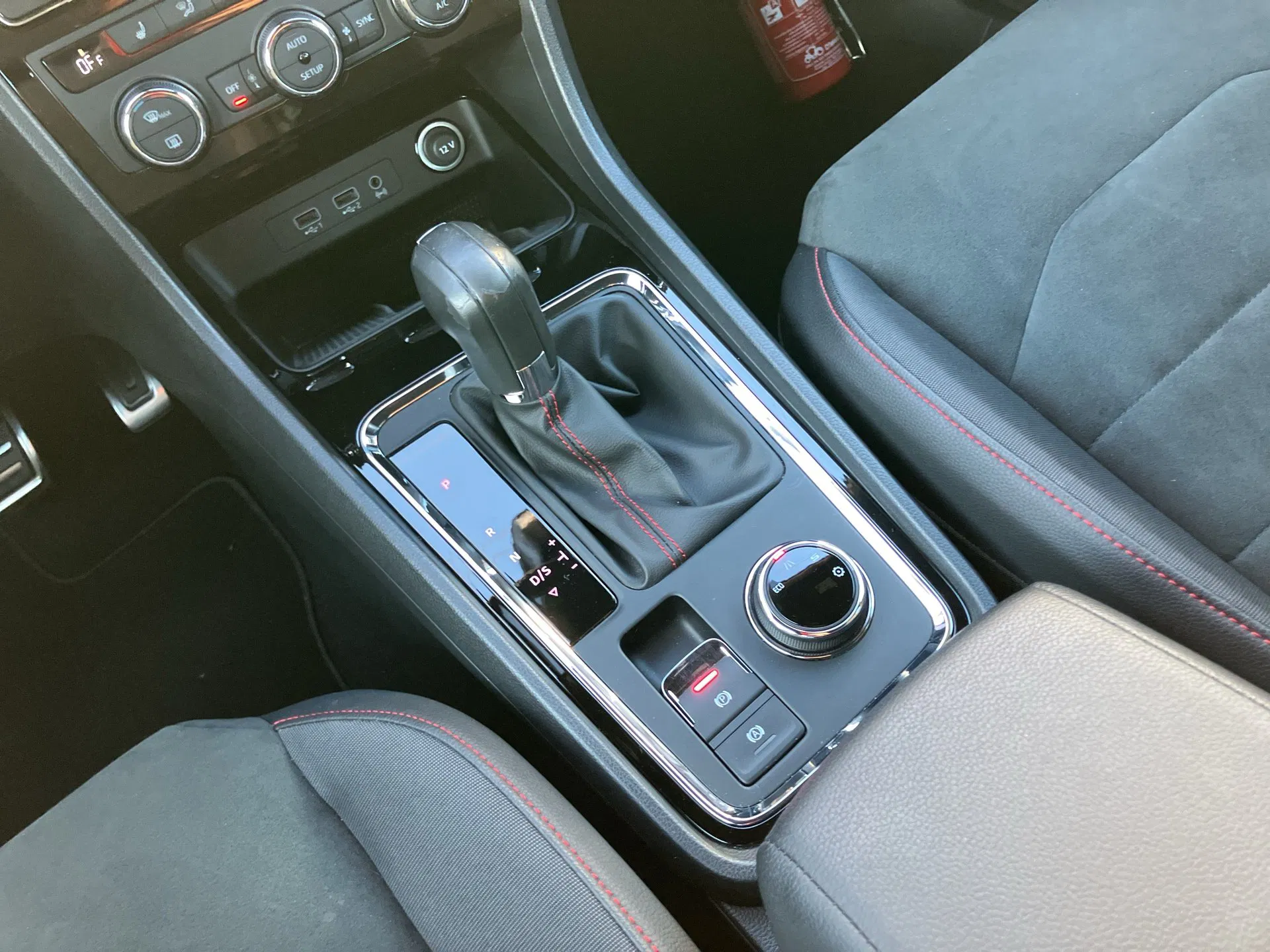 Seat Ateca 15 TSI ACT FR | Bild 22 von 28