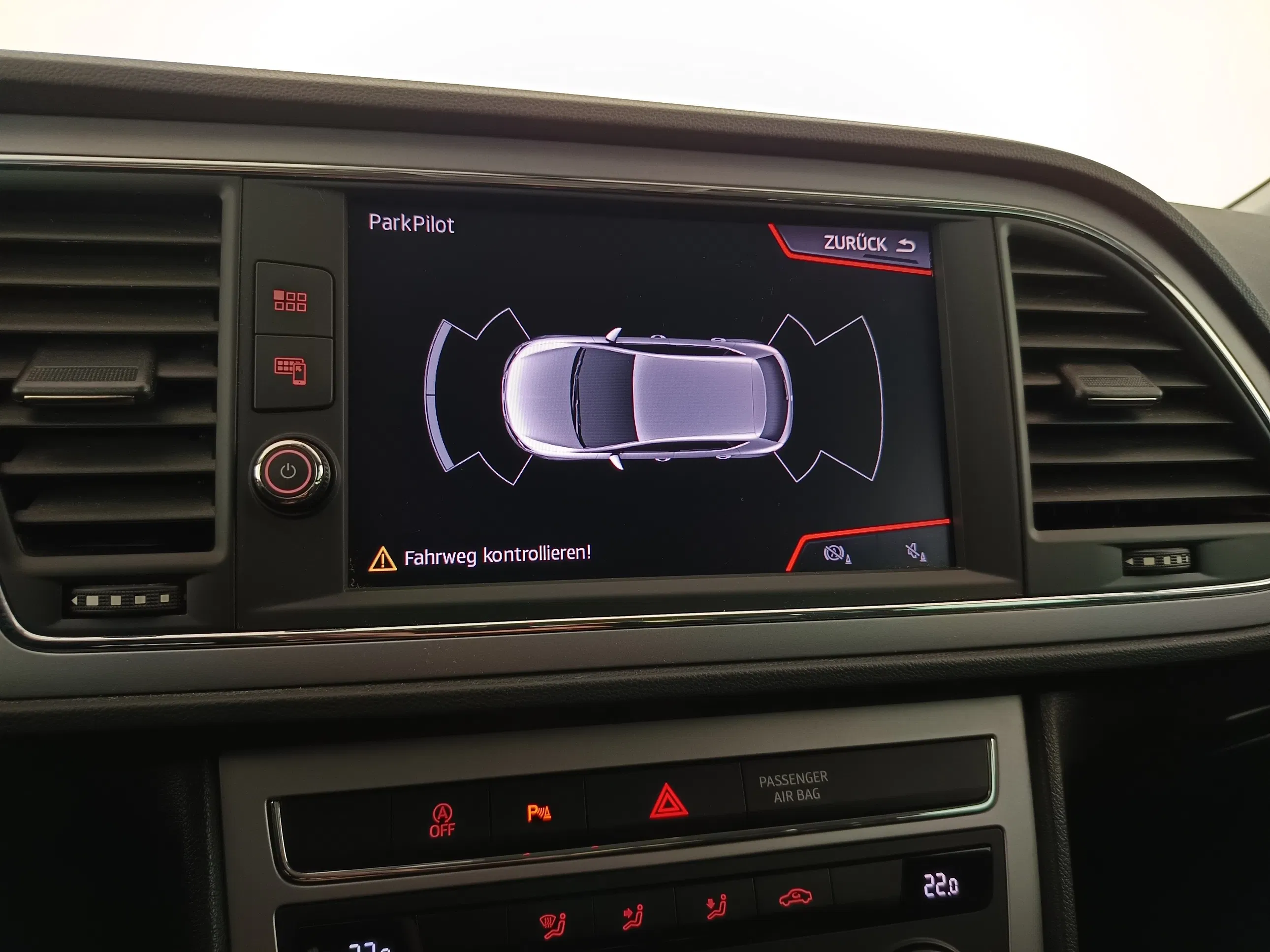 Seat Leon 1.6 TDI Style | Bild 22 von 27