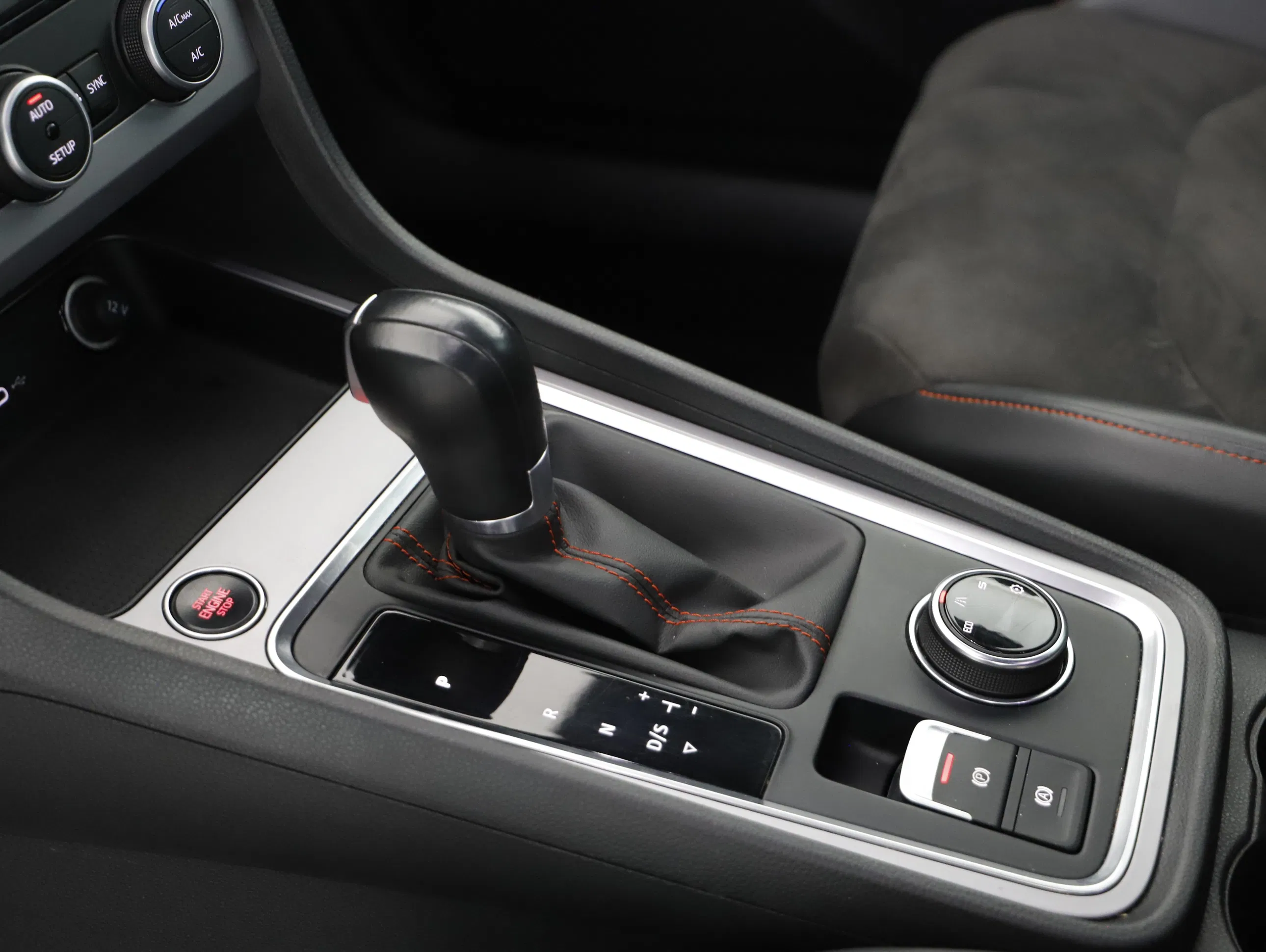 Seat Ateca 2.0 TDI FR DSG | Bild 14 von 23