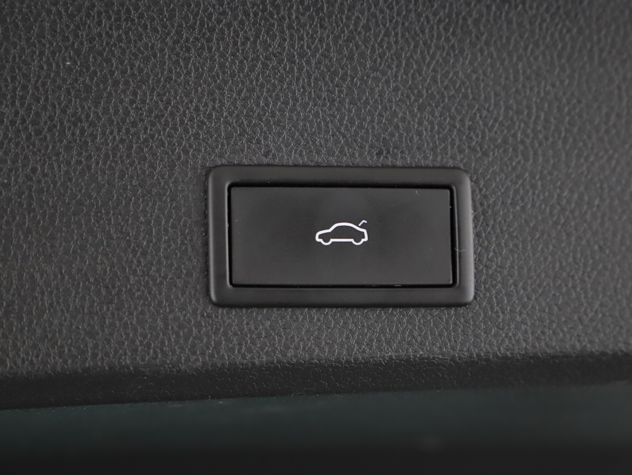 Seat Ateca 2.0 TDI FR | Bild 17 von 24