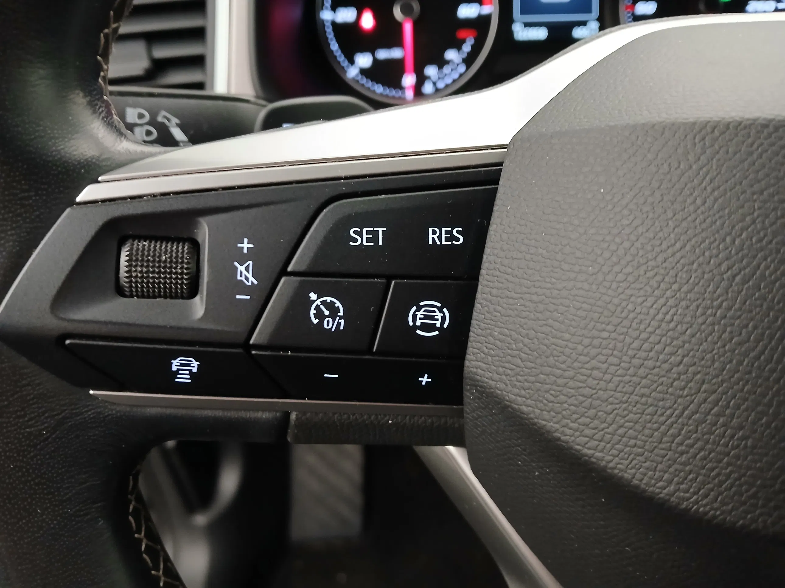 Seat Ateca 2.0 TDI 4Drive Xperience | Bild 15 von 30