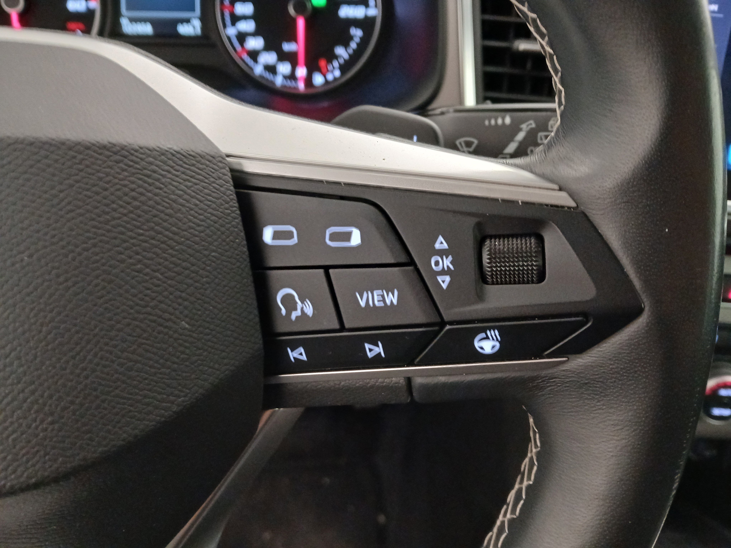 Seat Ateca 2.0 TDI 4Drive Xperience | Bild 16 von 30