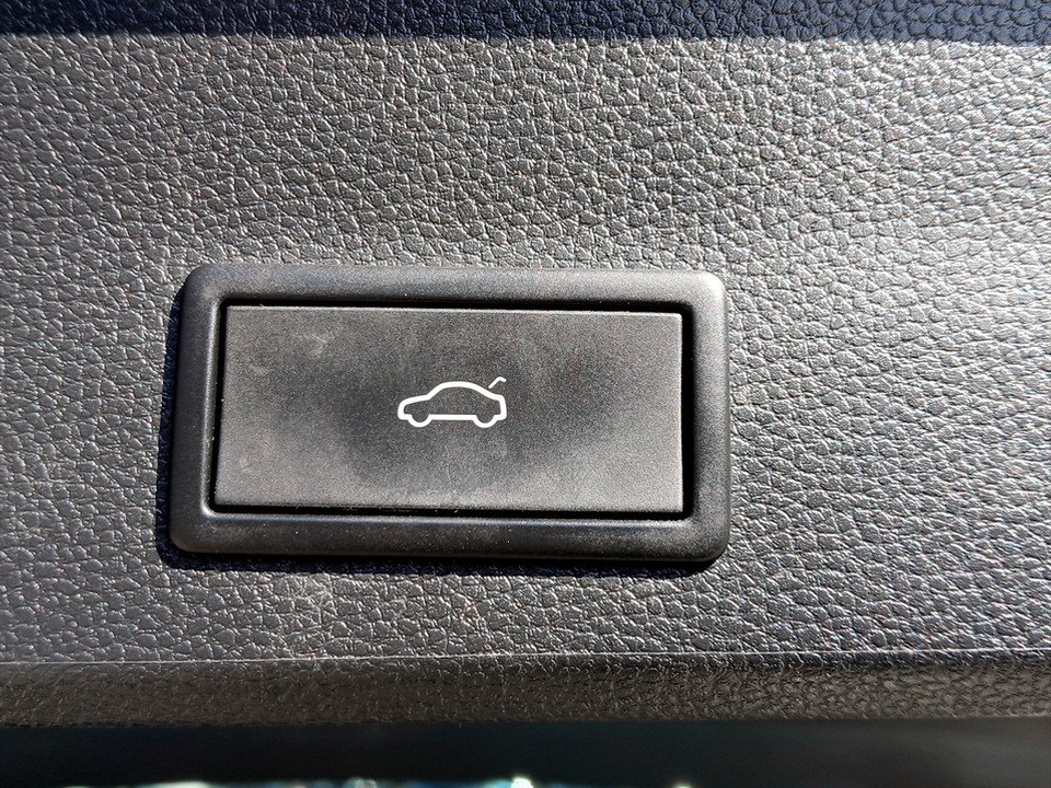 Seat Ateca 2.0 TSI 4Drive Xperi. DSG | Bild 15 von 15