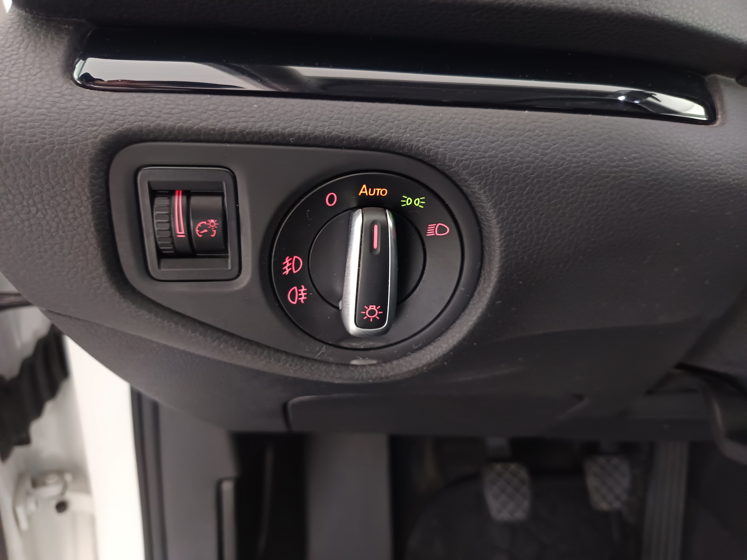 Seat Alhambra 2.0 TDI Executive | Bild 13 von 31