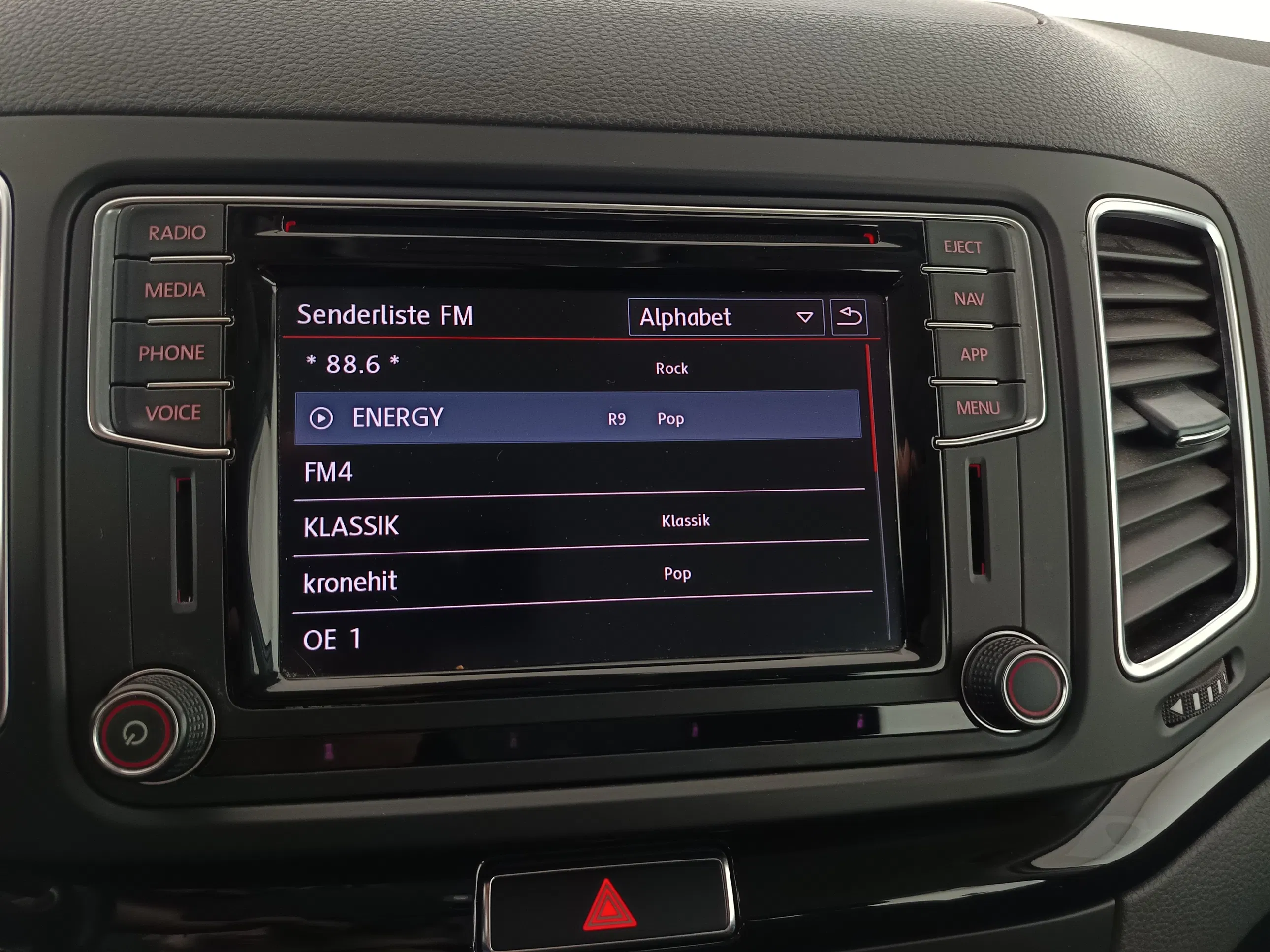 Seat Alhambra 2.0 TDI Executive | Bild 26 von 31