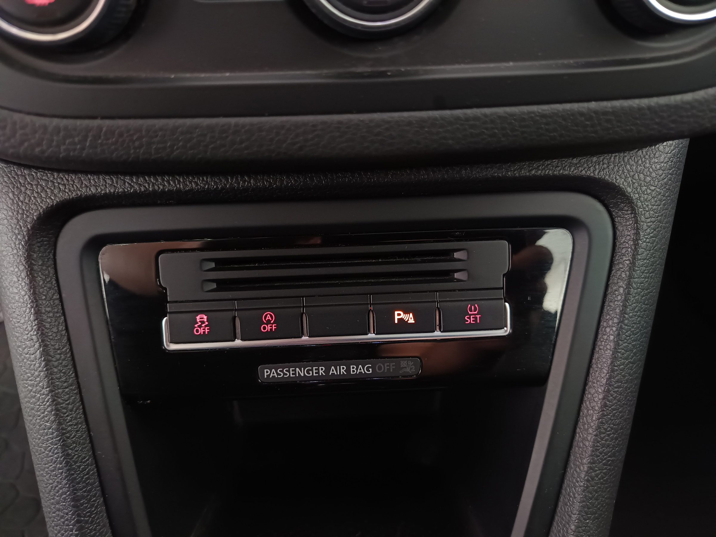 Seat Alhambra 2.0 TDI Executive | Bild 28 von 31