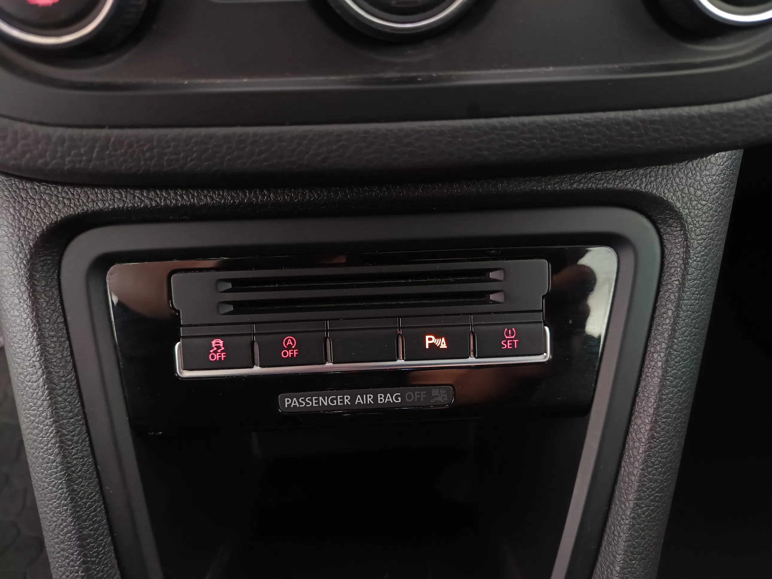 Seat Alhambra 2.0 TDI Executive | Bild 28 von 31