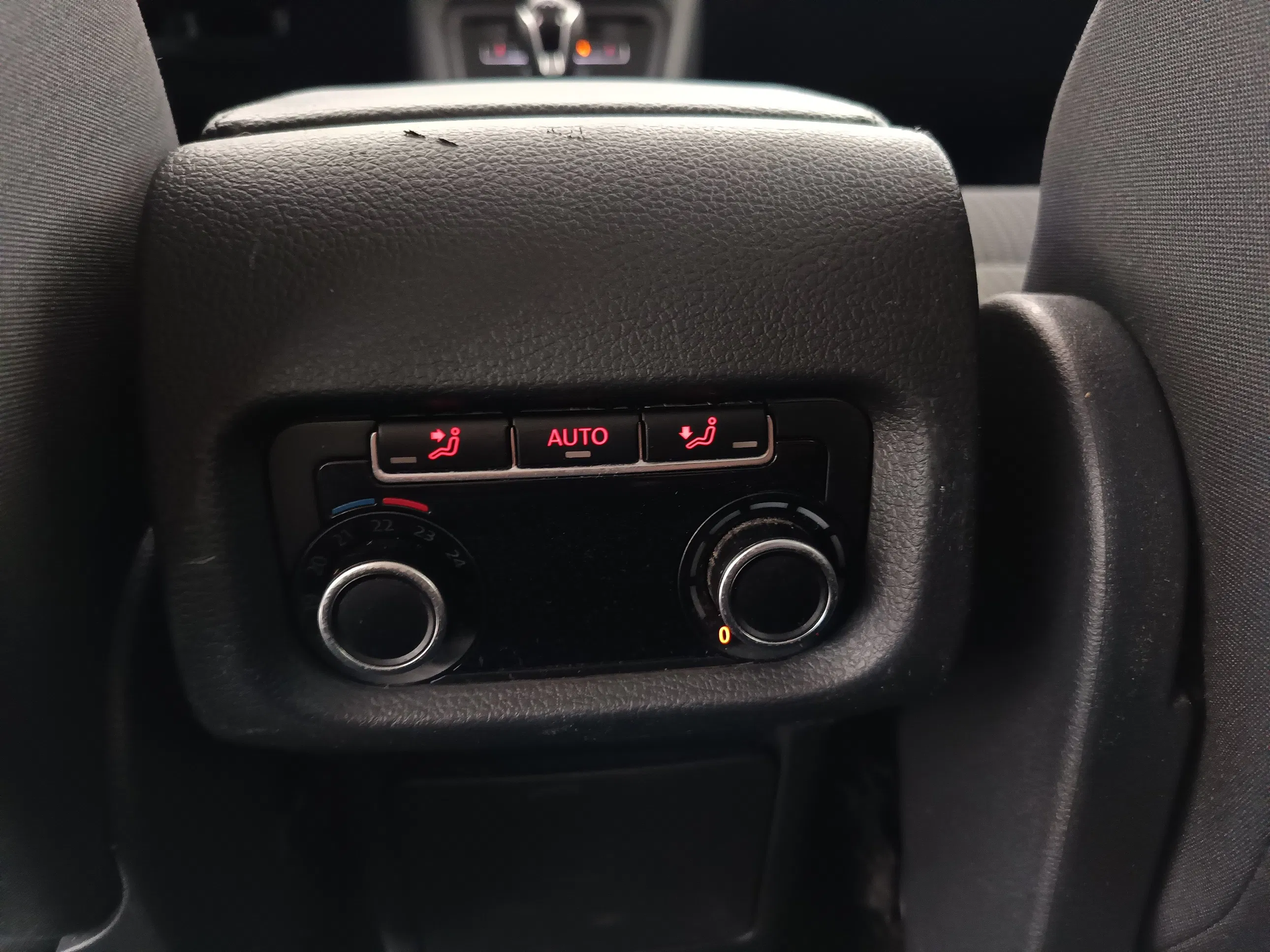 Seat Alhambra 2.0 TDI Executive | Bild 31 von 31