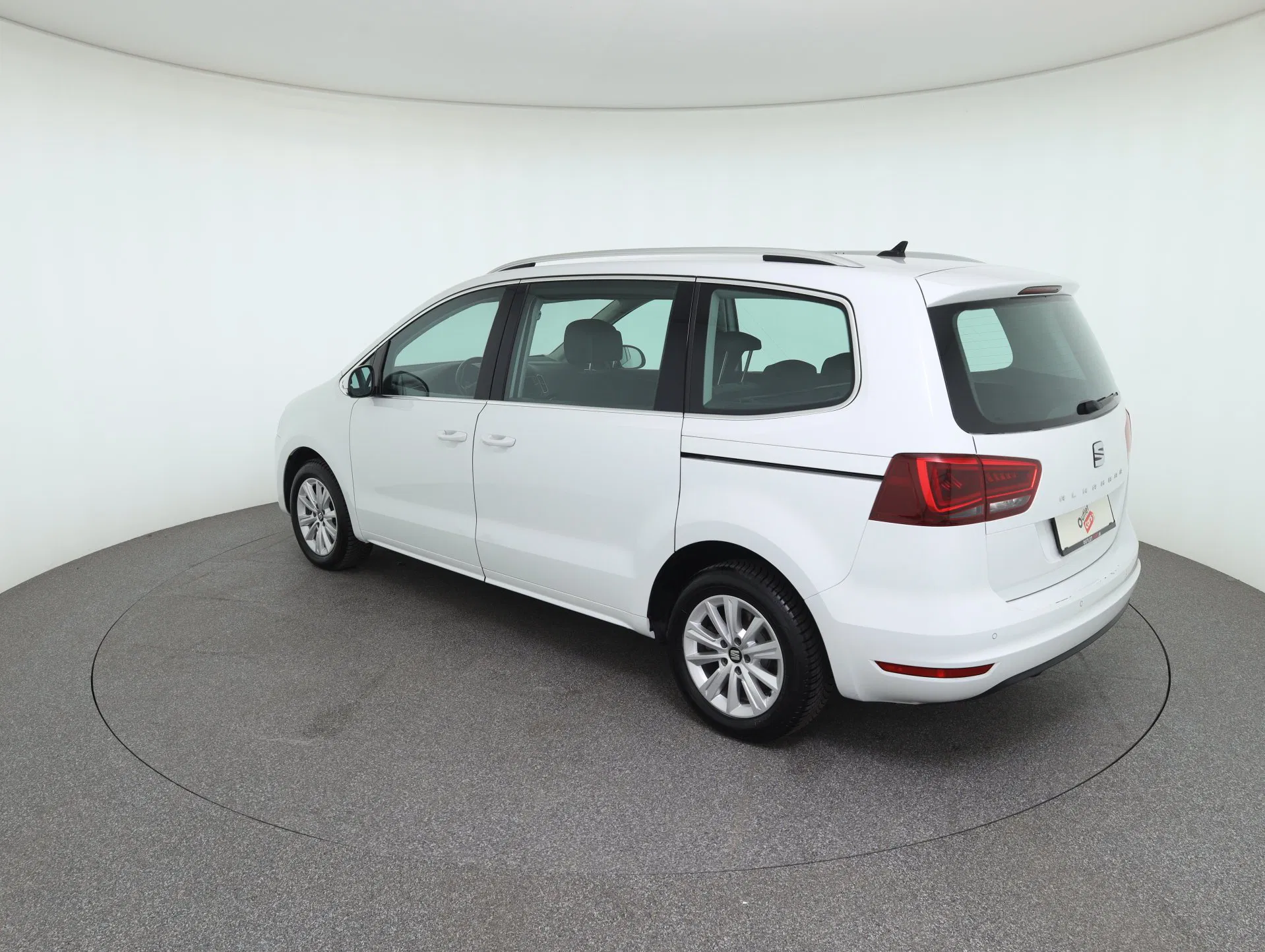 Seat Alhambra 2.0 TDI Executive | Bild 8 von 31