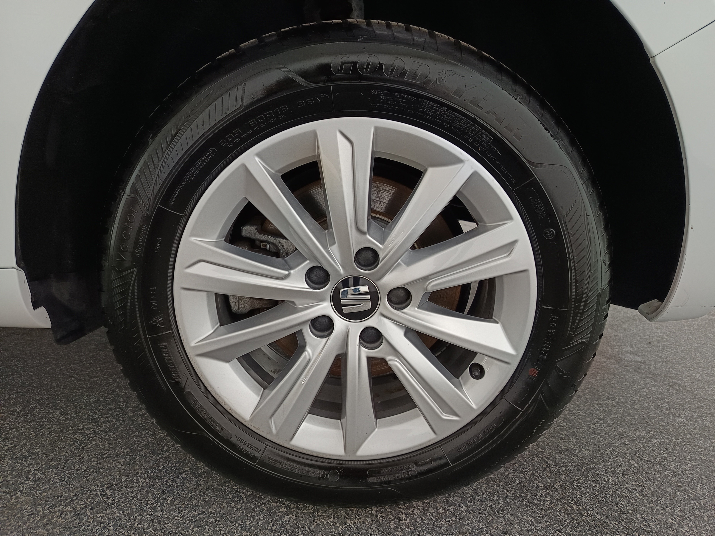 Seat Alhambra 2.0 TDI Executive | Bild 10 von 31